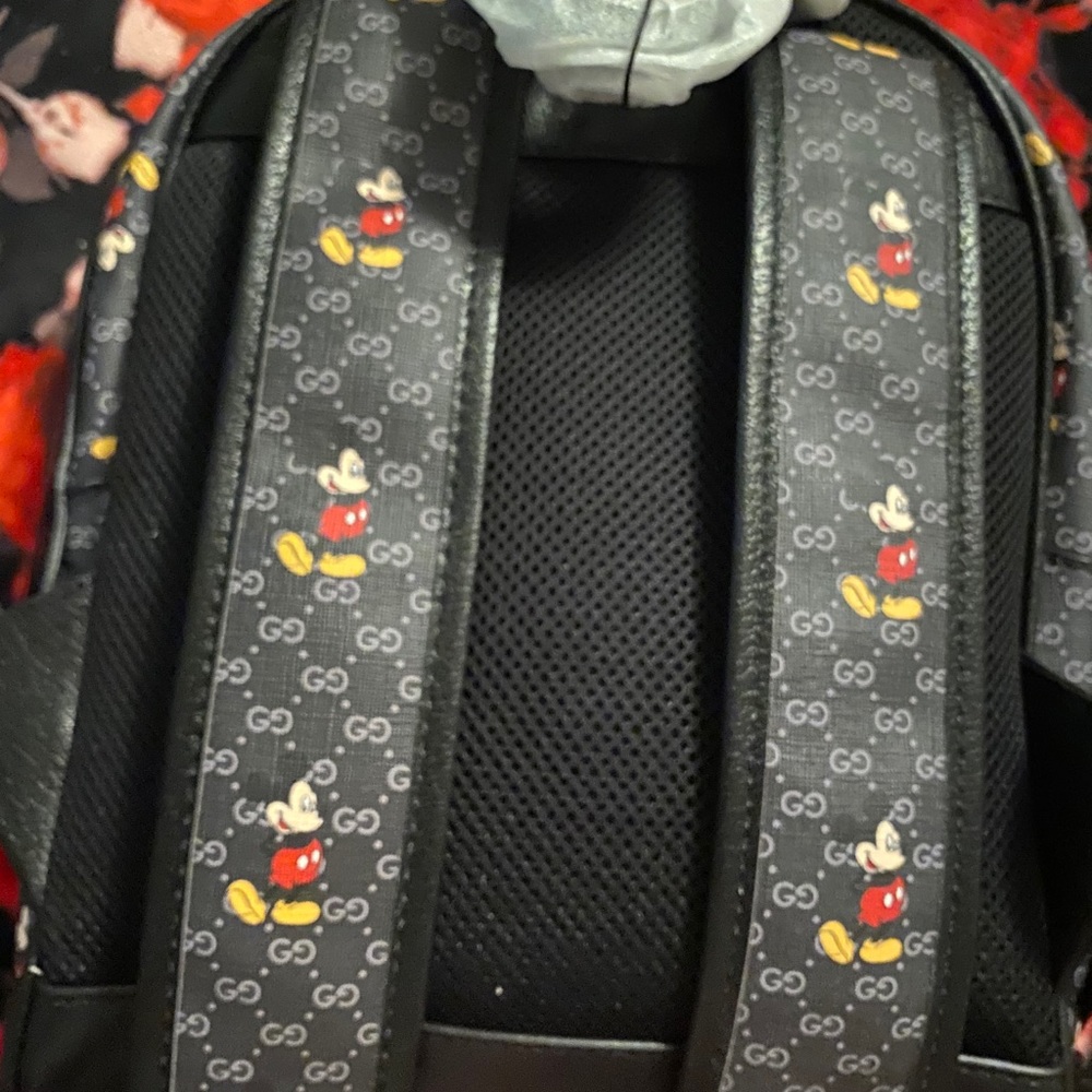Mickey Mouse - Picture 4 of 9